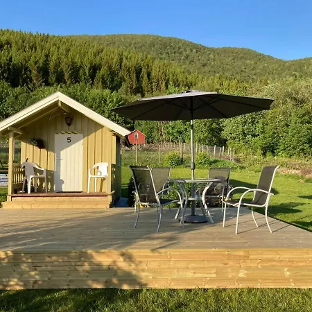 Rodseth Gardsovernatting Lodge Molde