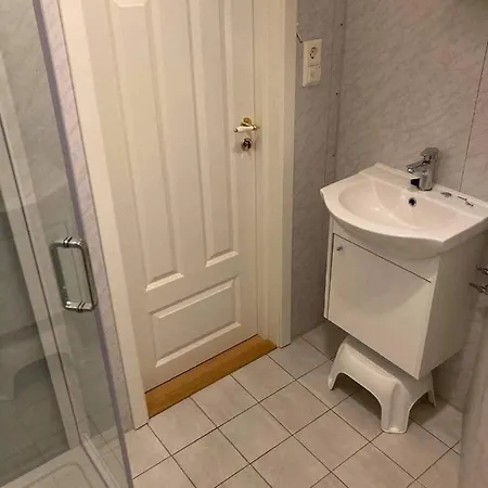 Gerendaház Rodseth Gardsovernatting Molde