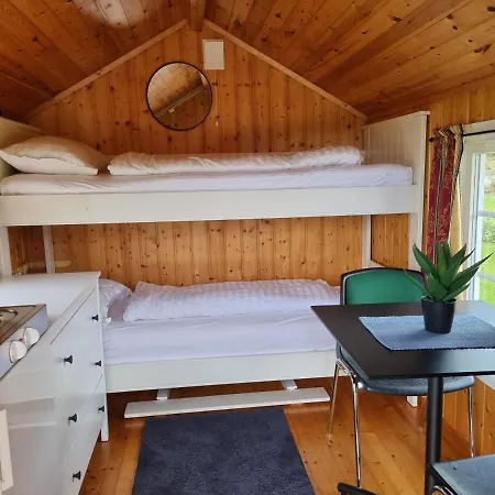 Rodseth Gardsovernatting Lodge *