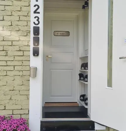 Rodseth Gardsovernatting * Molde