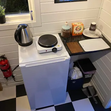 Rodseth Gardsovernatting ロッジ *